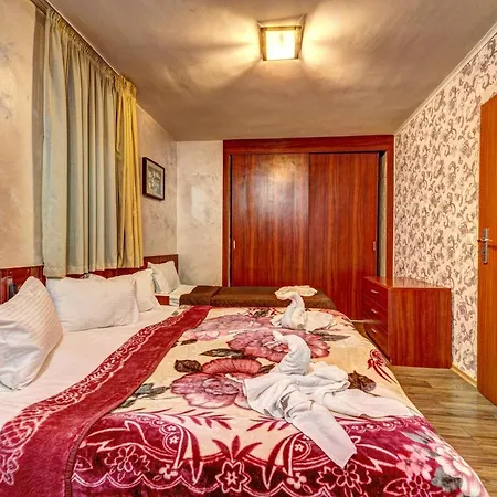 Forest Nook Pensiune 3*