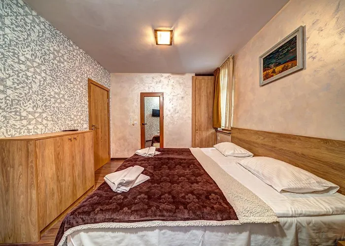 Forest Nook Guest house 4*